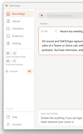 La app TalkToType con la lista de grabaciones y la barra lateral